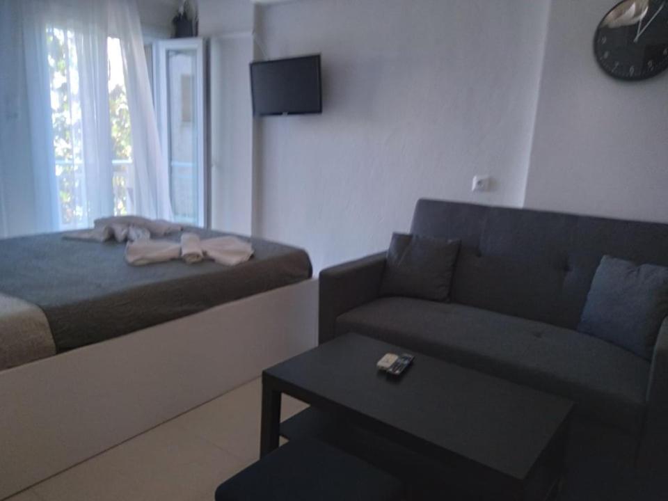 Little Beauty - Happyhostgr - In Platamonas Apartment Bagian luar foto