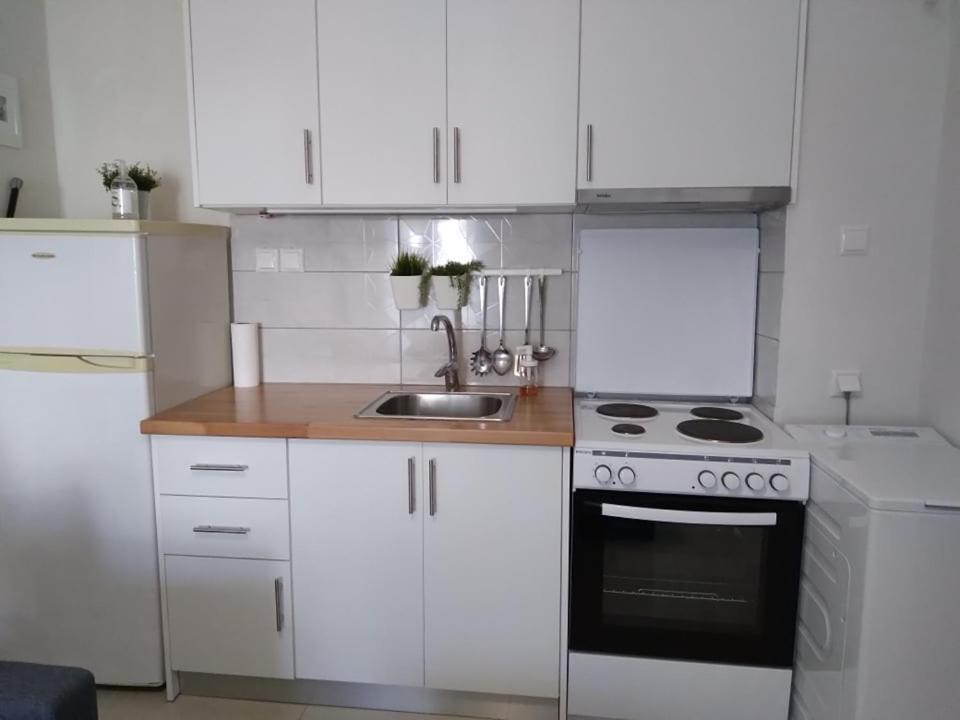 Little Beauty - Happyhostgr - In Platamonas Apartment Bagian luar foto