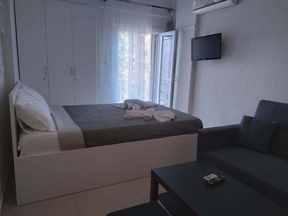 Little Beauty - Happyhostgr - In Platamonas Apartment Bagian luar foto