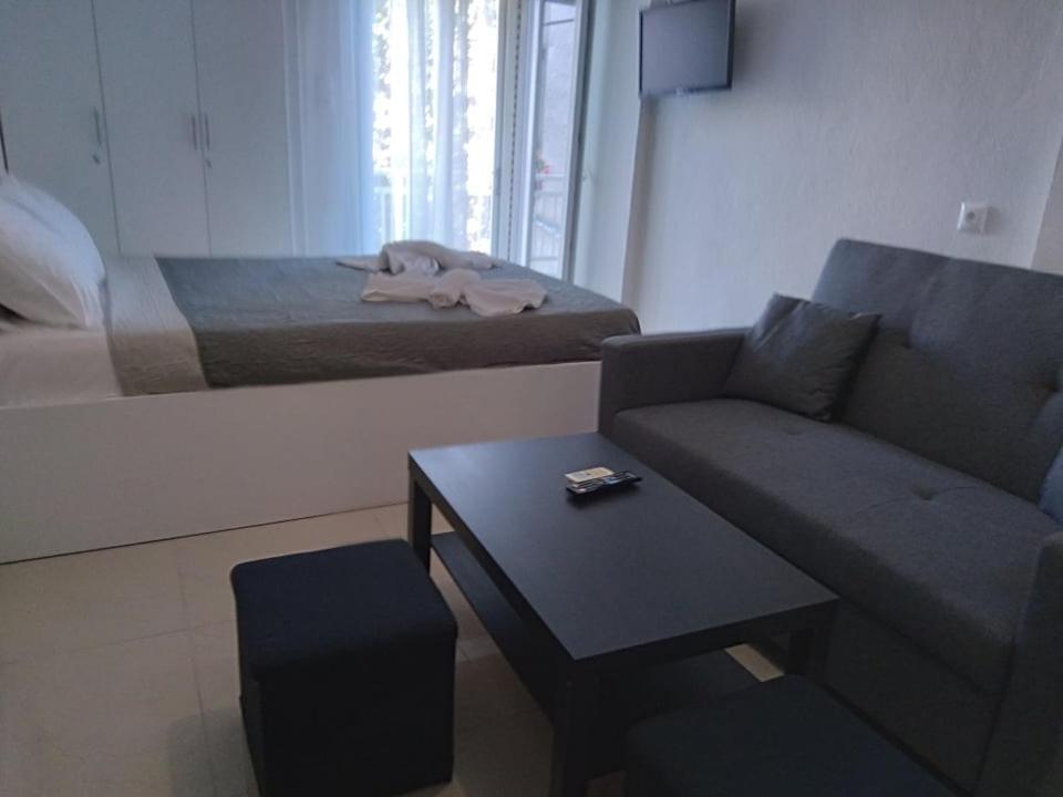 Little Beauty - Happyhostgr - In Platamonas Apartment Bagian luar foto